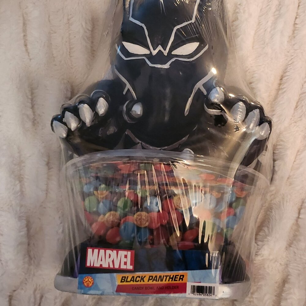 Marvel Black Panther Candy Dispenser – Superhero Collectible